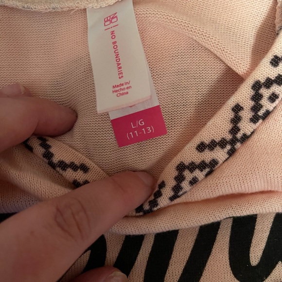 Shirt - Picture 2 of 5